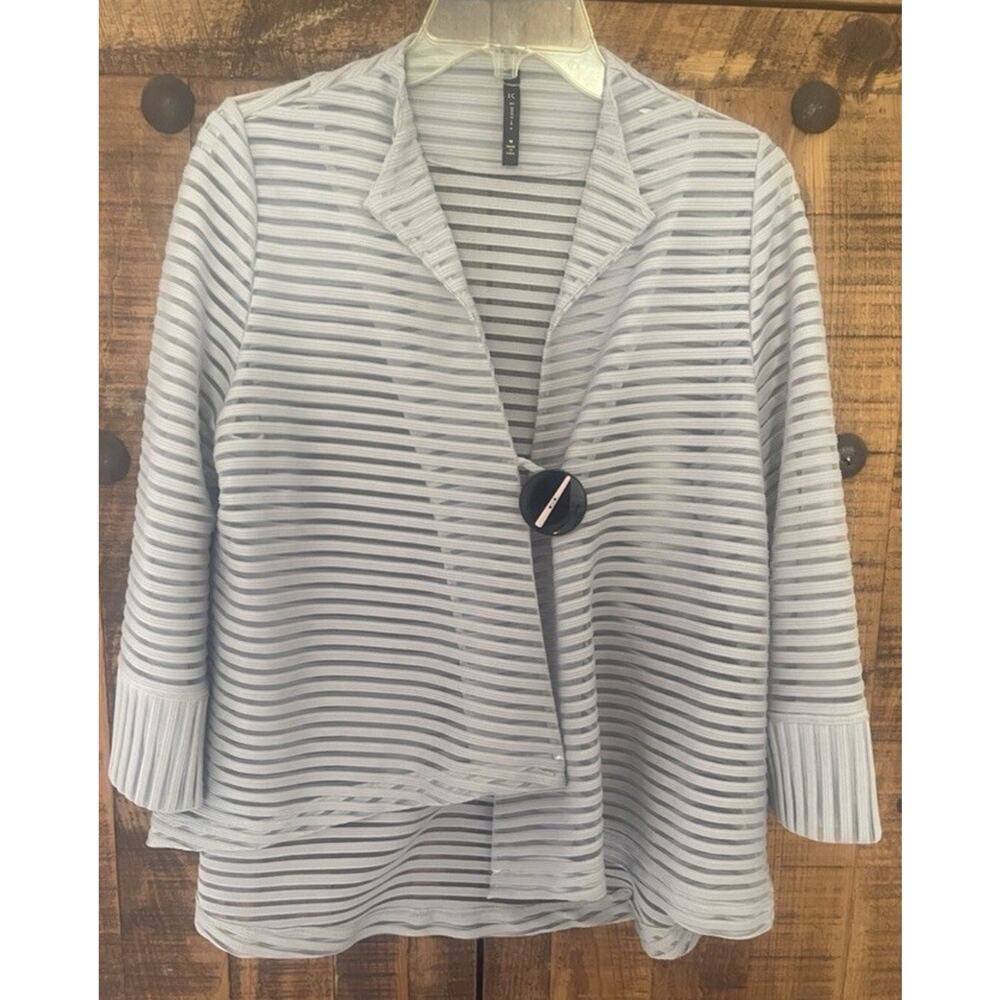 Striped Lightweight Open Cardigan with Button Closure - Gray/White